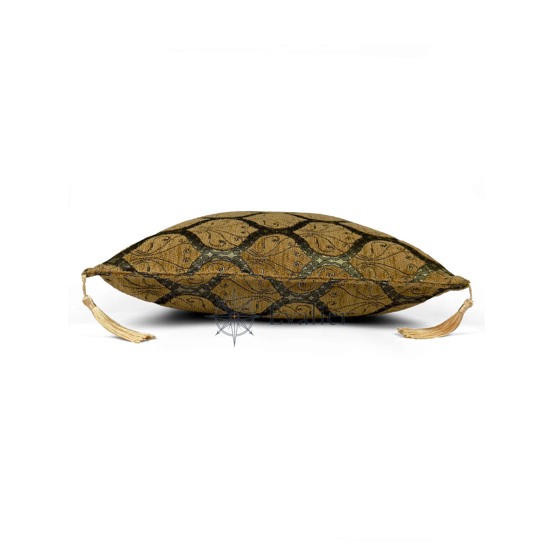 Evalier Antique Gold pillow cover – side profile view, Imperial Elegance chenille decorative cushion cover showing thickness, structured silhouette, and refined shape (45 × 45 cm / 18 × 18 in)