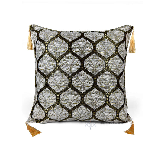 Evalier Pearl Gold pillow cover – front view, Imperial Elegance chenille decorative cushion cover with ornamental motif and corner tassels (45 × 45 cm / 18 × 18 in)