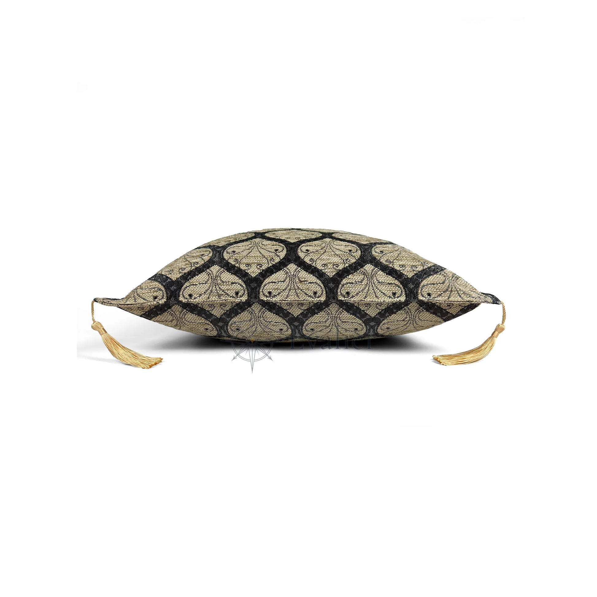 Evalier Platinum Ivory pillow cover – side profile with hidden zipper, Imperial Elegance chenille decorative cushion cover showing closure detail, tailored construction, and corner tassels (45 × 45 cm / 18 × 18 in)