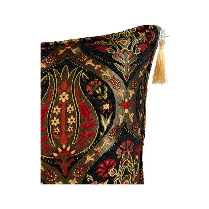 Midnight pillow cover – close-up corner detail, Royal Garden woven cushion cover showing fabric texture, ornamental woven pattern, and tassel detail (45 × 45 cm / 18 × 18 in)