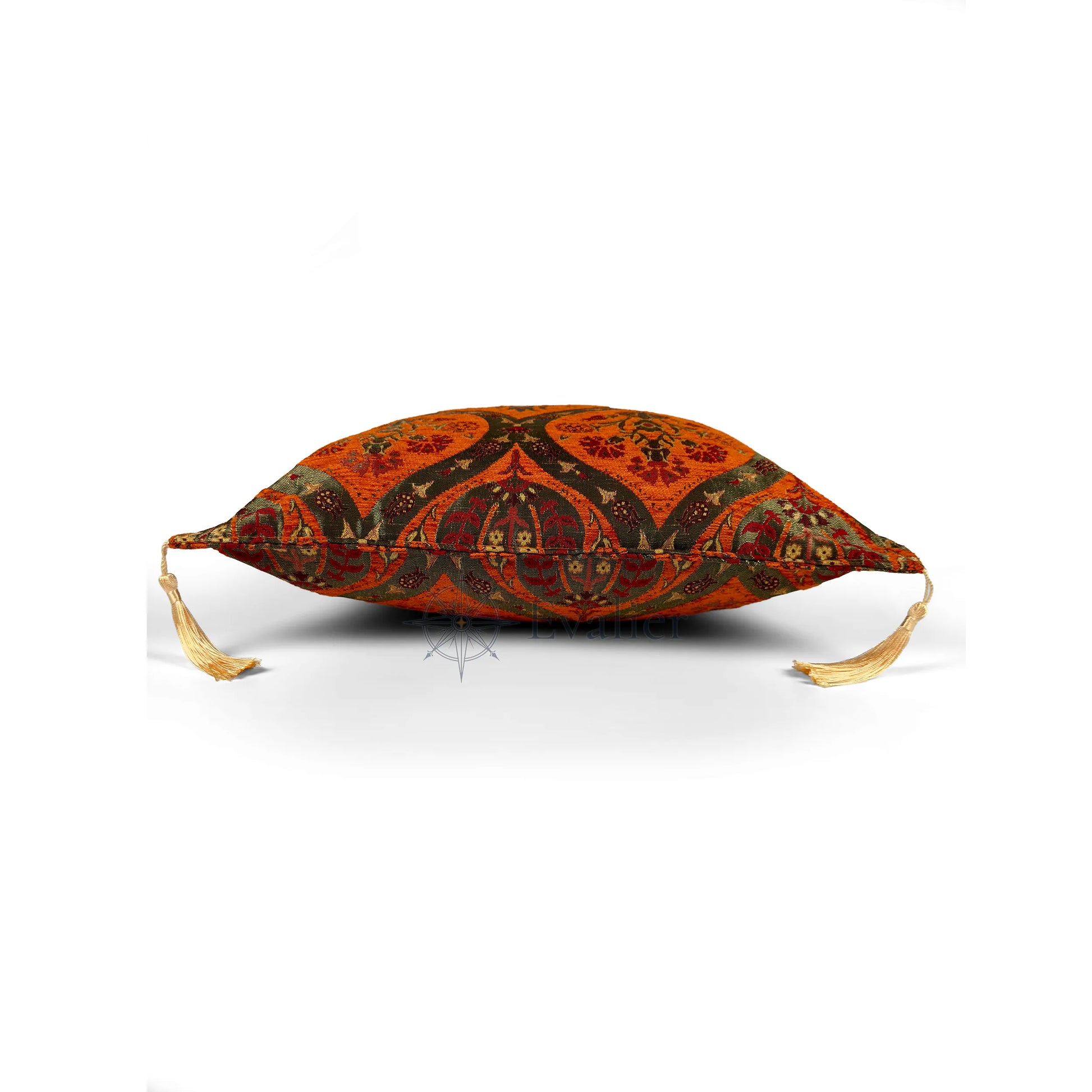 Amber pillow cover – side profile view, Royal Garden woven decorative cushion cover showing thickness, structured silhouette, and refined shape (45 × 45 cm / 18 × 18 in)
