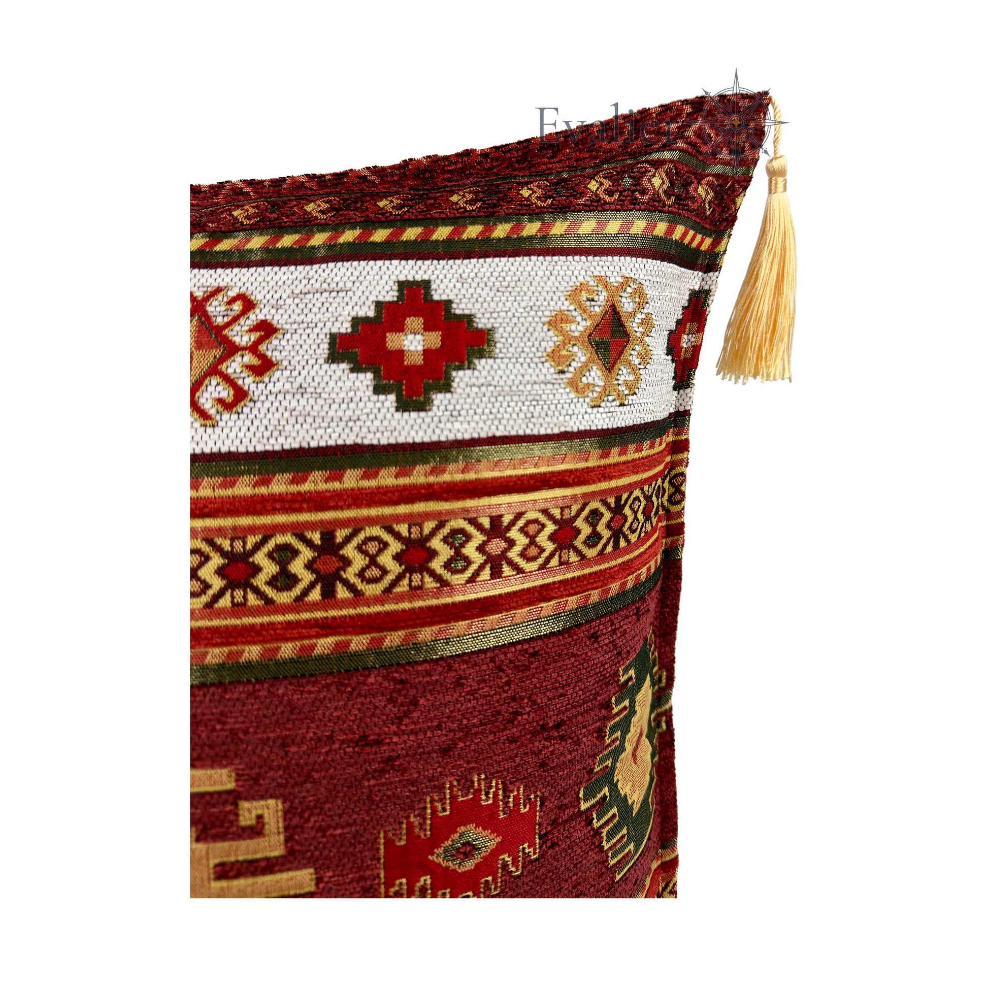Evalier Ivory pillow cover – close-up corner detail, Heritage Kilim woven cushion cover showing fabric texture, kilim-inspired woven pattern, and tassel detail (45 × 45 cm / 18 × 18 in)