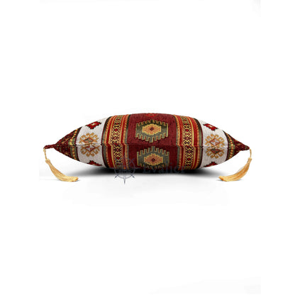 Evalier Ivory pillow cover – side profile view, Heritage Kilim woven decorative cushion cover showing thickness, structured silhouette, and refined shape (45 × 45 cm / 18 × 18 in)