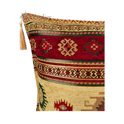 Evalier Saffron pillow cover – close-up corner detail, Heritage Kilim woven cushion cover showing fabric texture, kilim-inspired woven pattern, and tassel detail (45 × 45 cm / 18 × 18 in)