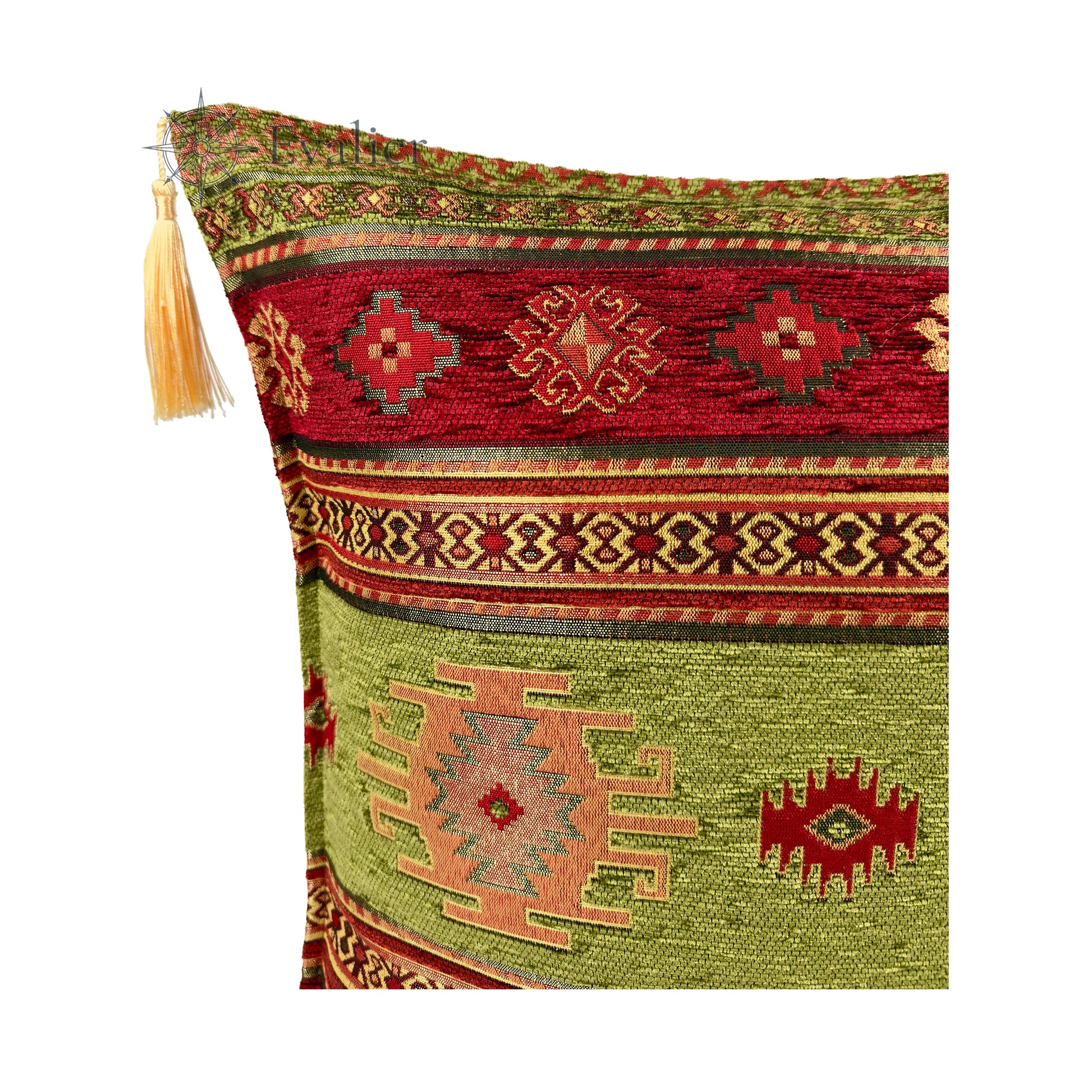 Evalier Olive pillow cover – close-up corner detail, Heritage Kilim woven cushion cover showing fabric texture, kilim-inspired woven pattern, and tassel detail (45 × 45 cm / 18 × 18 in)