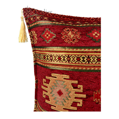 Evalier Crimson pillow cover – close-up corner detail, Heritage Kilim woven cushion cover showing fabric texture, kilim-inspired woven pattern, and tassel detail (45 × 45 cm / 18 × 18 in)