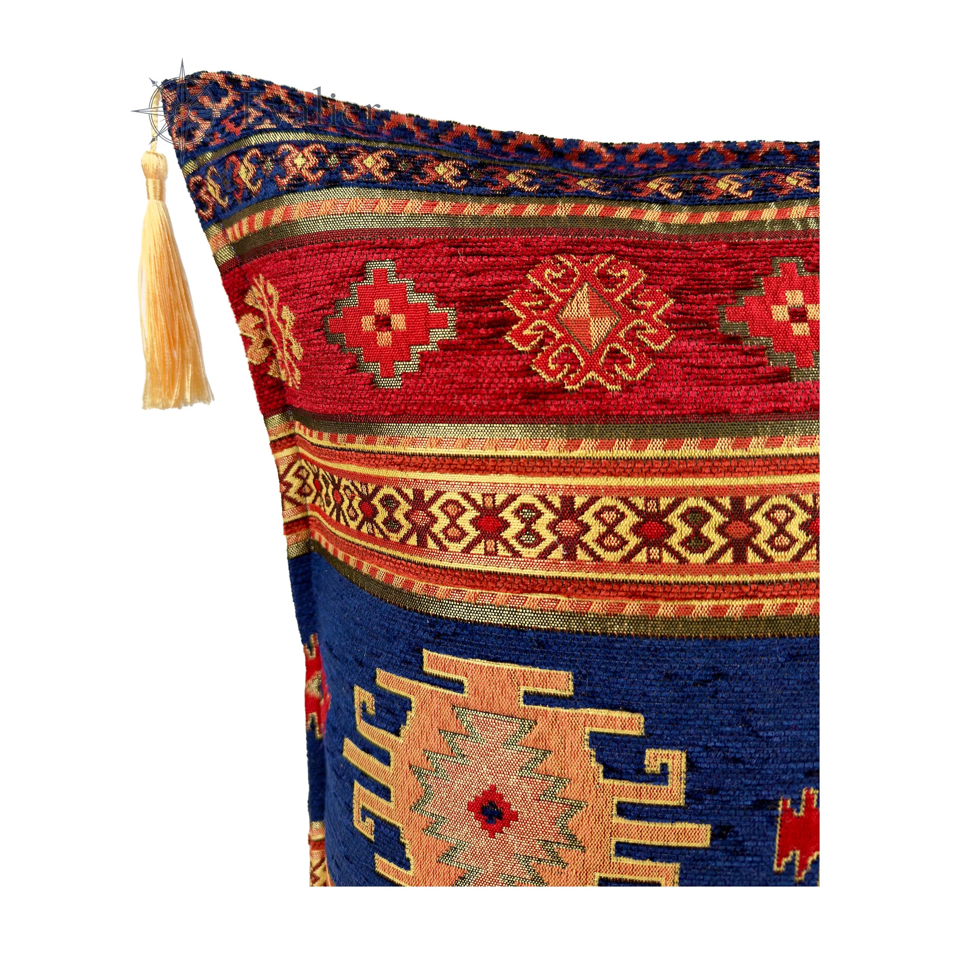 Evalier Sapphire pillow cover – close-up corner detail, Heritage Kilim woven cushion cover showing fabric texture, kilim-inspired woven pattern, and tassel detail (45 × 45 cm / 18 × 18 in)