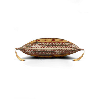 Evalier Desert Ivory pillow cover – side profile with hidden zipper, Heritage Kilim woven decorative cushion cover showing closure detail, tailored construction, and corner tassels (45 × 45 cm / 18 × 18 in)