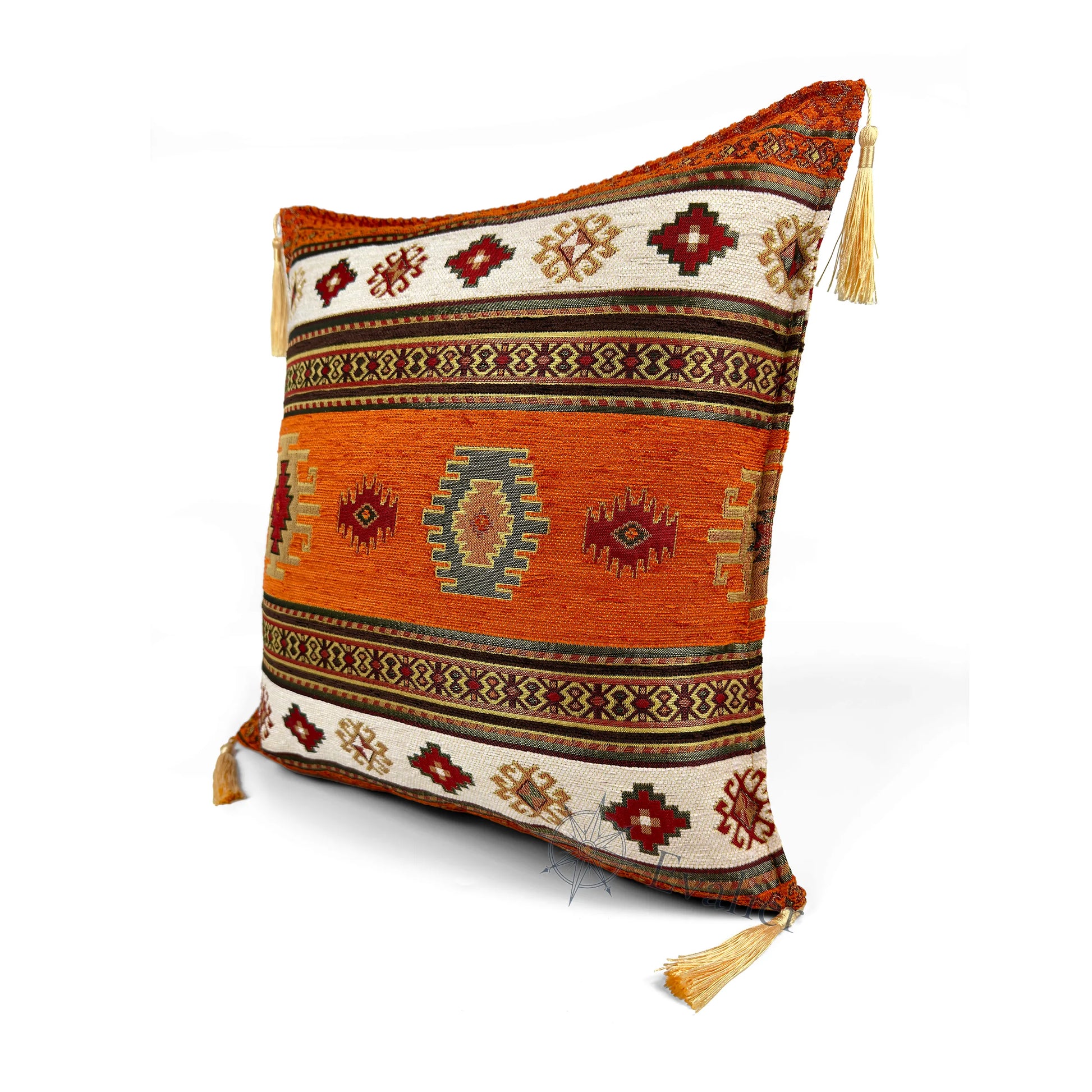 Evalier Amber pillow cover – angled front view, Heritage Kilim woven decorative cushion cover highlighting the kilim-inspired motif, textured fabric, and elegant corner tassels (45 × 45 cm / 18 × 18 in)