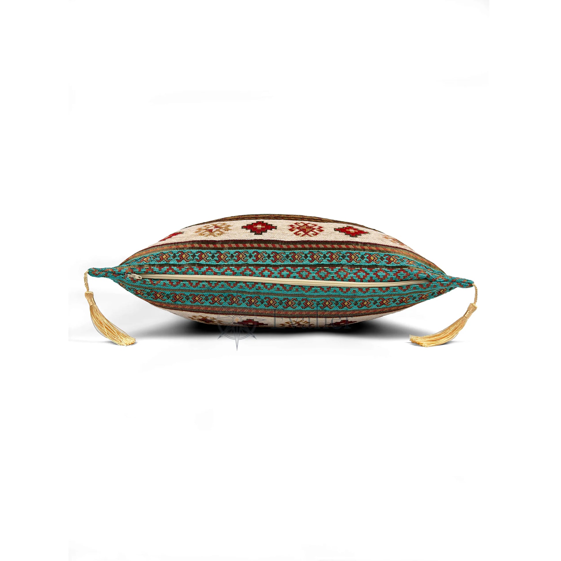 Evalier Turquoise pillow cover – side profile with hidden zipper, Heritage Kilim woven decorative cushion cover showing closure detail, tailored construction, and corner tassels (45 × 45 cm / 18 × 18 in)
