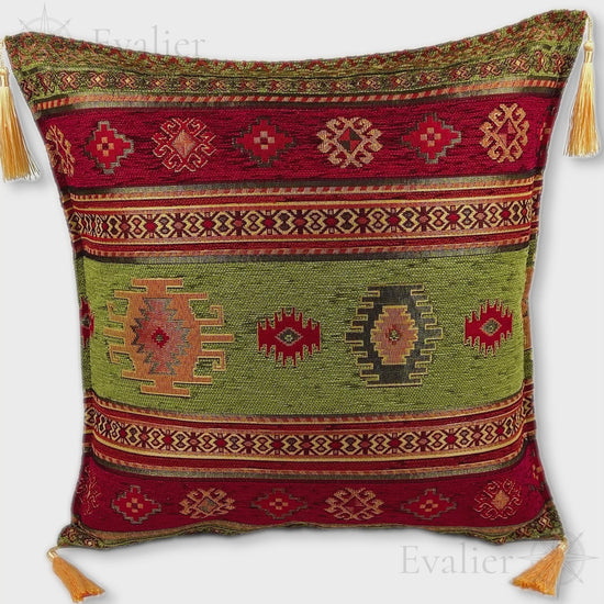 Evailer Olive pillow cover – product showcase video, Heritage Kilim collection decorative cushion